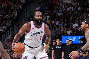 星空体育官网入口-哈登申请交易！快艇北伐计划受挫，下家三选一？