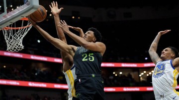 星空体育官网下载-NBA传闻：勇士将在交易截止日前追逐特雷·墨菲三世